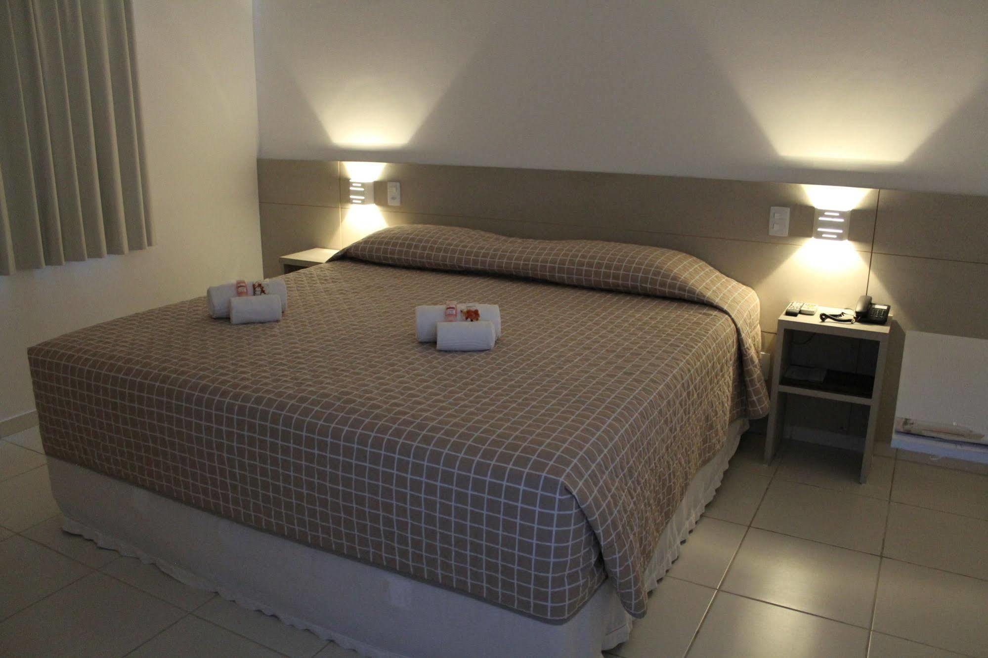 Majore Hotel 平达莫尼扬加巴 外观 照片