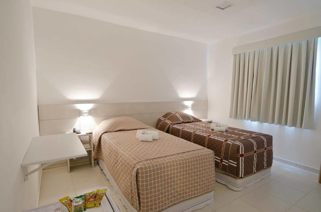 Majore Hotel 平达莫尼扬加巴 外观 照片